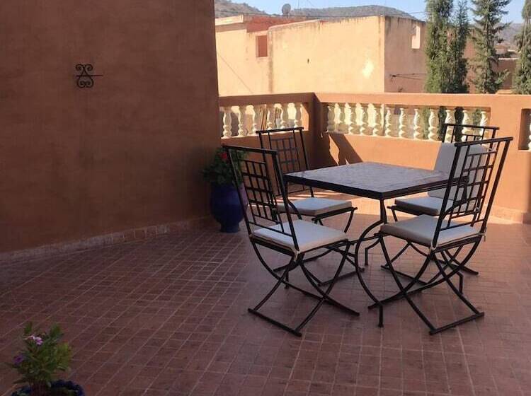 بنسيون Villa Ikram