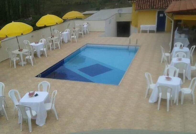 ホテル Pousada Vilarejo Do Sapé