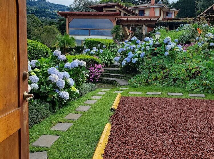 צימר Finca Paraiso Mountain Retreat