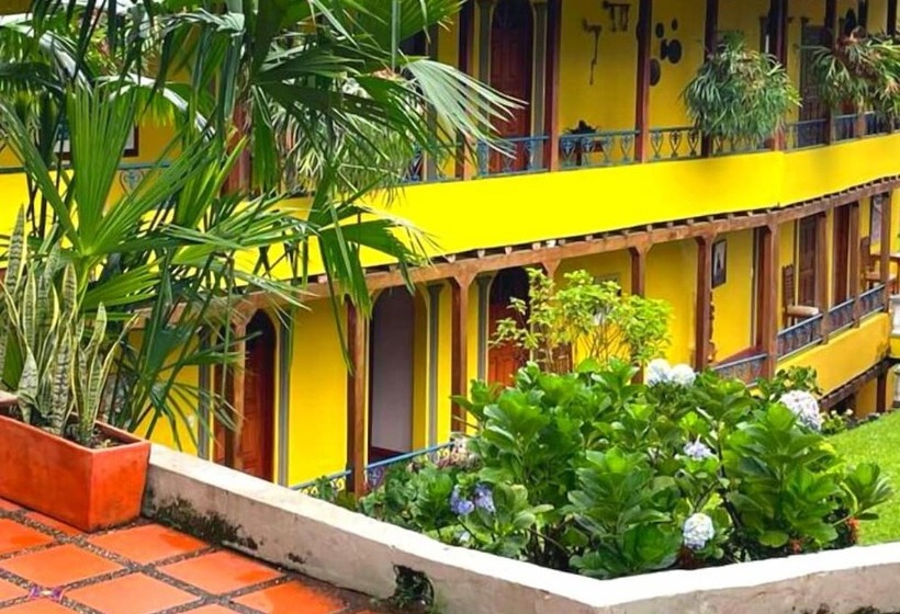 هتل Pueblito Cafetero
