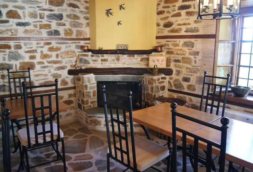 בית מלון כפרי Ta Xelidonakia