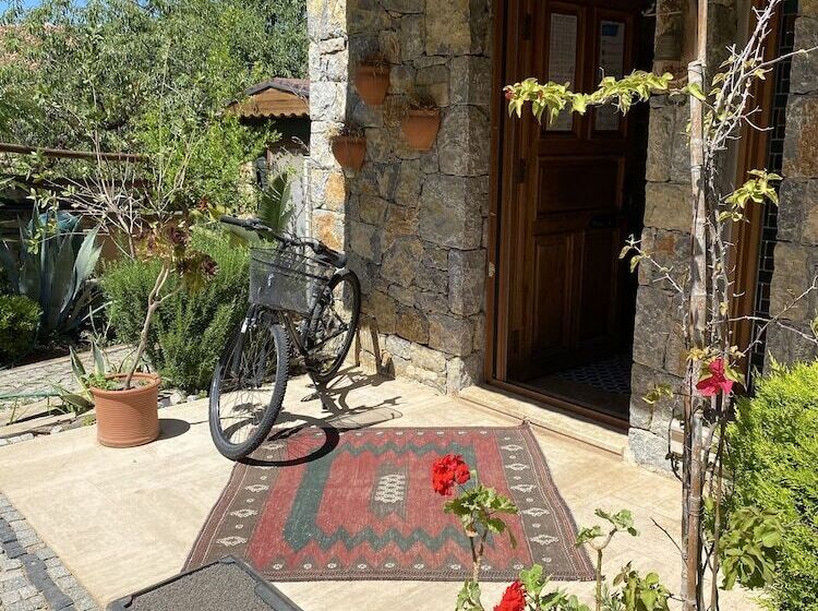 酒店 Villa Bakacak   Adults Only