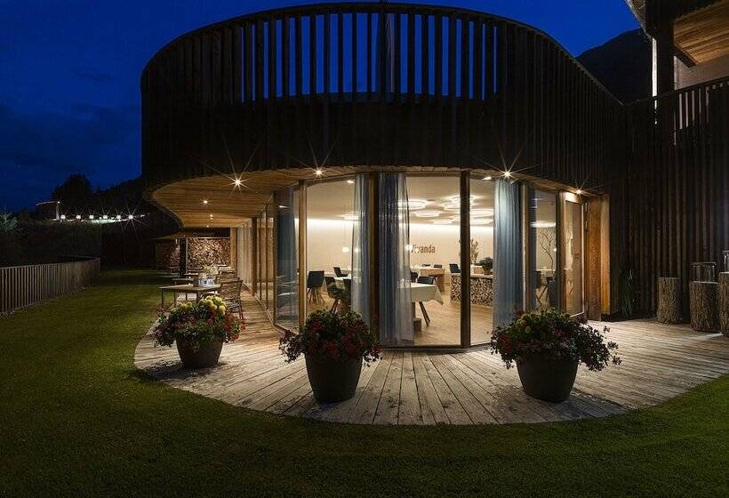 In Lain Hotel Cadonau