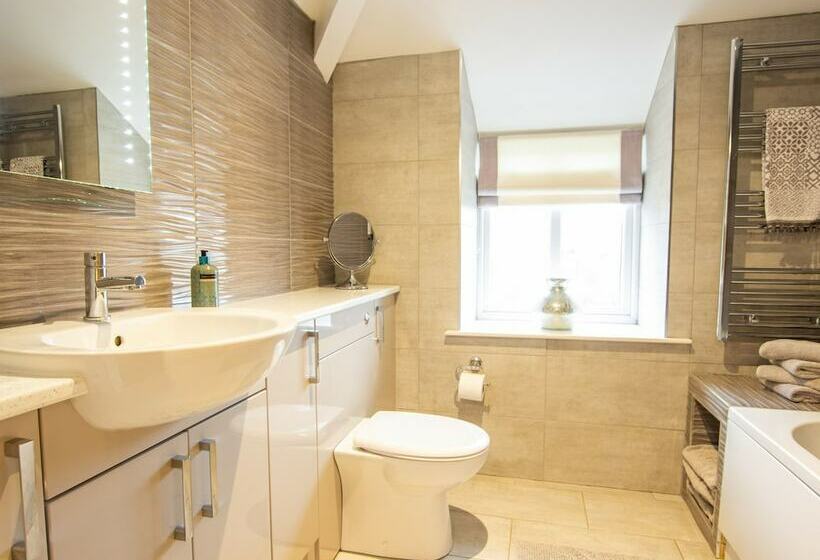 Moelfre Cottage