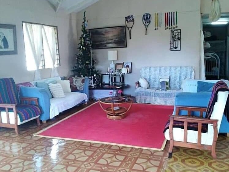 پانسیون Lady Maria S Place