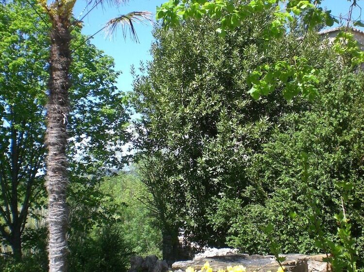 Пансион Moulin De Courlas   Chambres D Hôtes