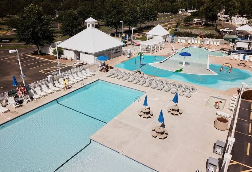 אתר נופש Grey S Point Camp