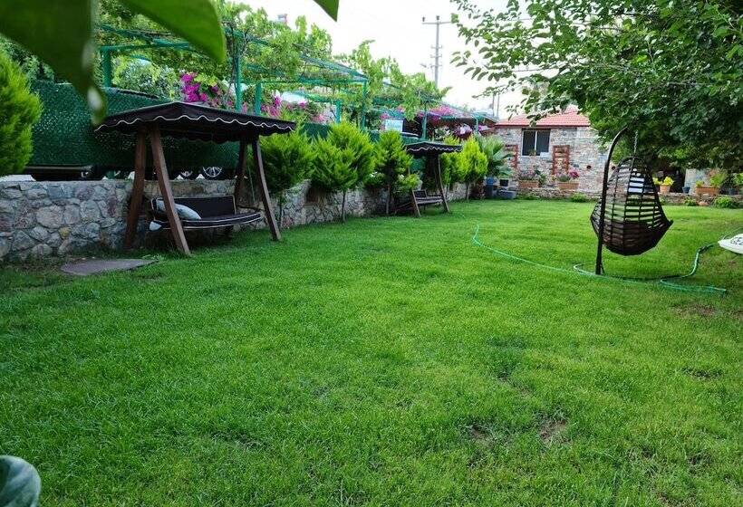 Akkum Gezer Motel