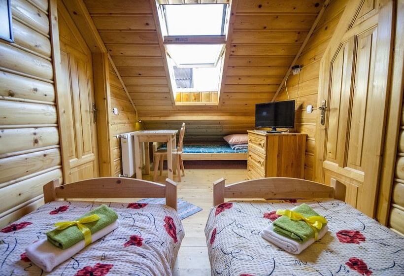 ベッドアンドブレックファースト Agroturystyka Sarenka