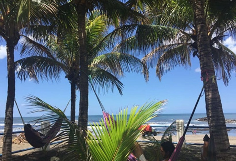 تختخواب و صبحانه Bomalu Nicaragua Beach House