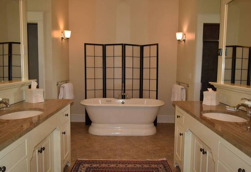 تختخواب و صبحانه Cedar Spring Inn & Spa