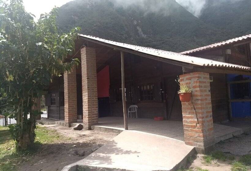 Casa L Amore Pululahua  B&b   Hostel