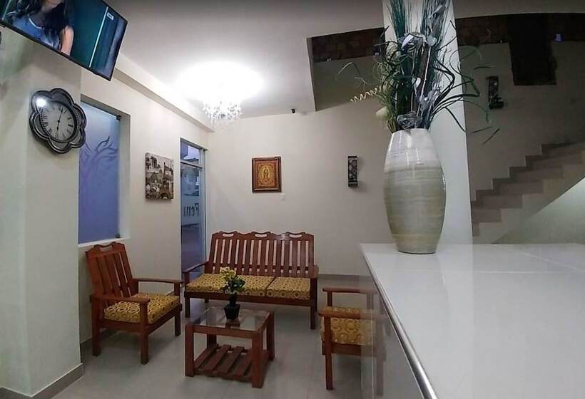 فندق فئة نجمة واحدة Fenix