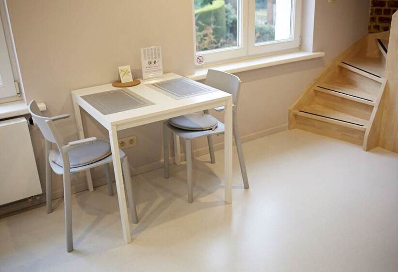 هتل B2b Flats Aalst