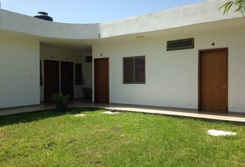 هتل Hacienda San Gabriel
