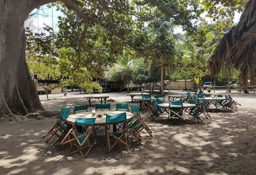 هتل Reserva Natural El Matuy