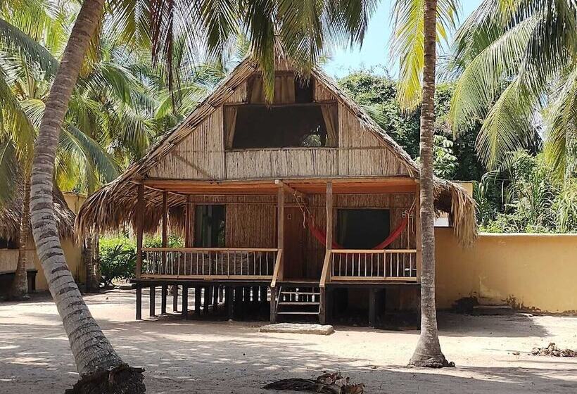 هتل Reserva Natural El Matuy