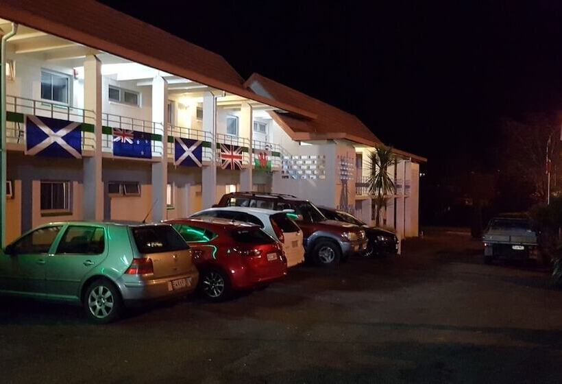 فندق على الطريق Putaruru Arms Motor Inn