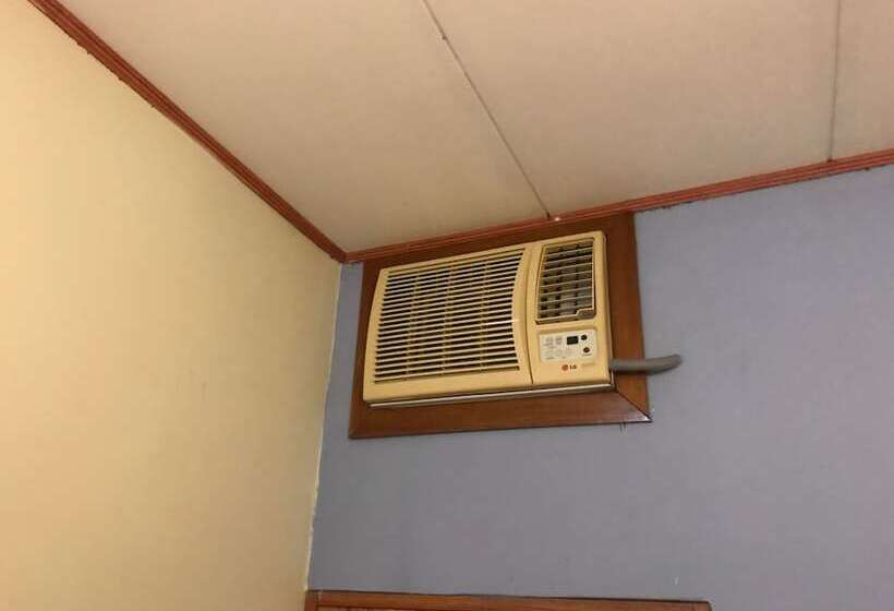 بنسيون Amazon Dream Hostel