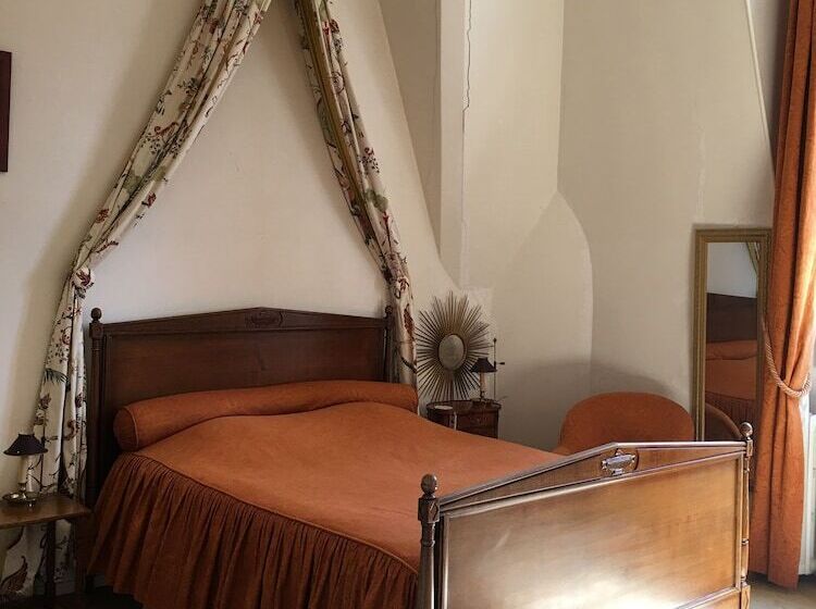 Пансион Domaine Château De Bourville