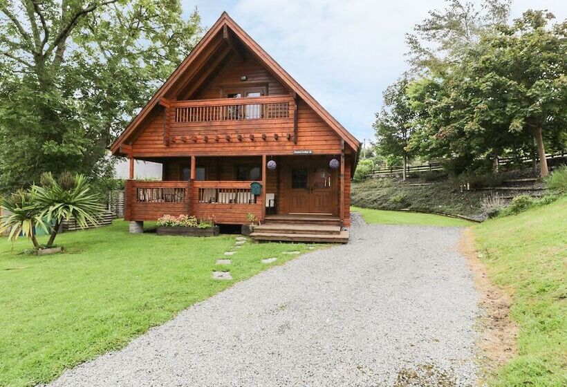 Sunset Lodge 6