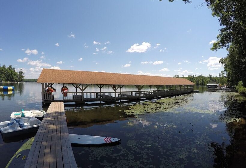 Timber Bay Resort