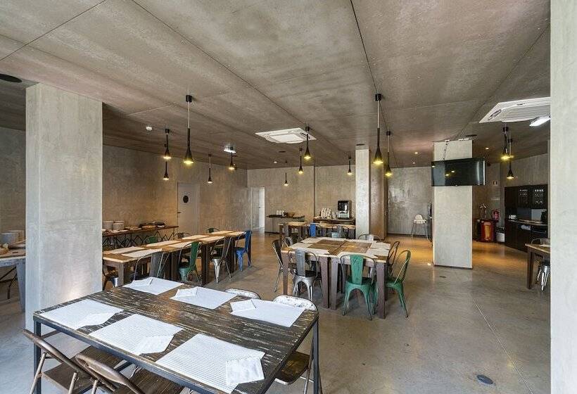 צימר N1 Hostel Apartments & Suites