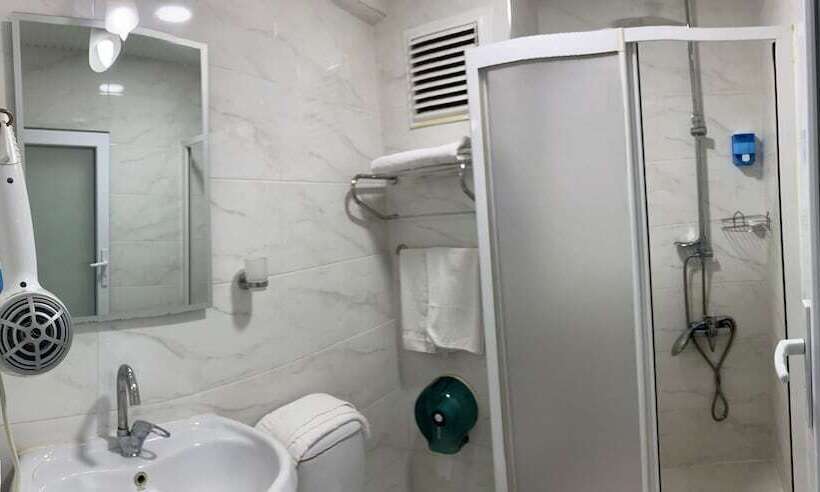 פונדק Fırat Palace Otel