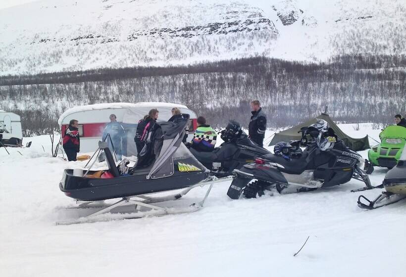 فندق فئة نجمة واحدة Ildtoppen   Arctic Experiences