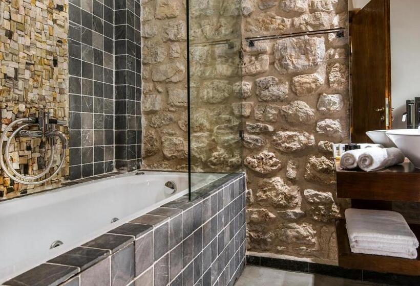 בית מלון כפרי Elafos Spa