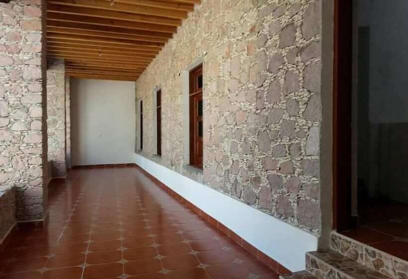 فندق Hacienda Ecoturistica La Salitrera