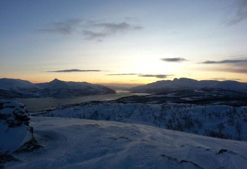 فندق Hansnes Havfiske