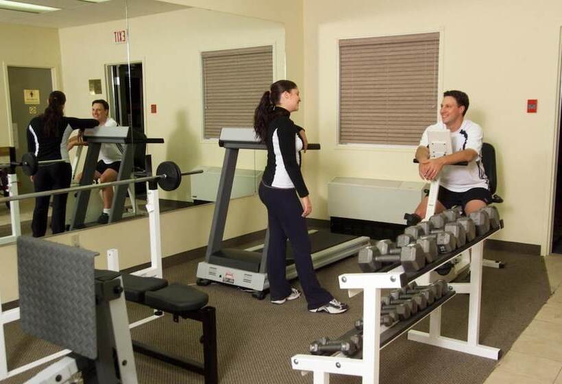 فندق Northern Greens Resort