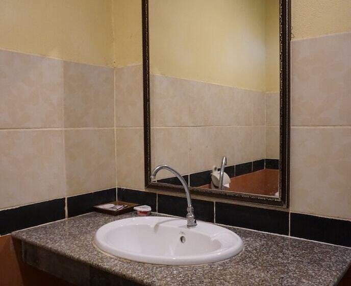 فندق Phrom Prathan Resort
