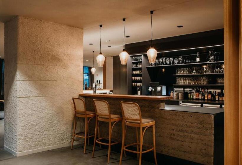 هتل Restaurant Le Cigalon