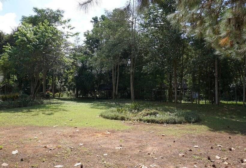 هتل Sonseesaed Farm