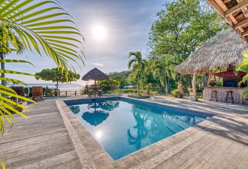 بنسيون La Veranera Guest House