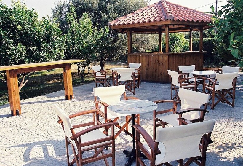 膳宿费 Nicolas Village Club