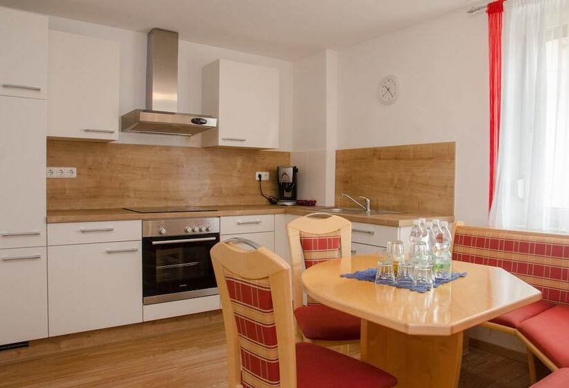 ペンション Zimmer Ferienwohnung Yassi