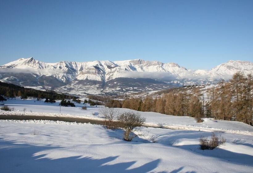 リゾートホテル Vvf Les Ecrins Champsaur, Saint Bonnet En Champsaur