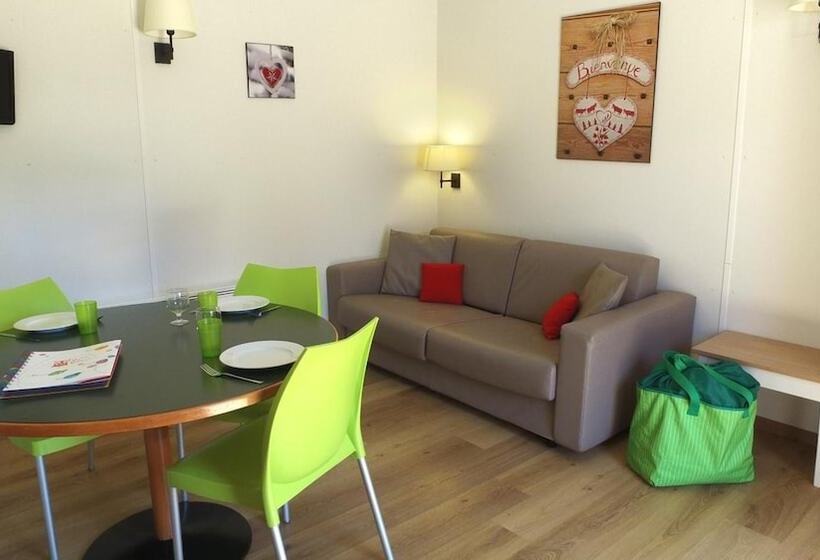 リゾートホテル Vvf Les Ecrins Champsaur, Saint Bonnet En Champsaur
