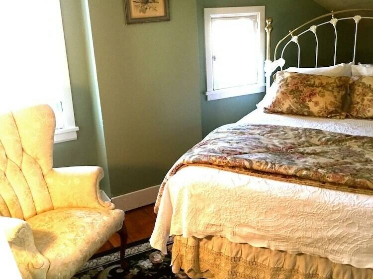 تختخواب و صبحانه Annie Wiggins Guest House