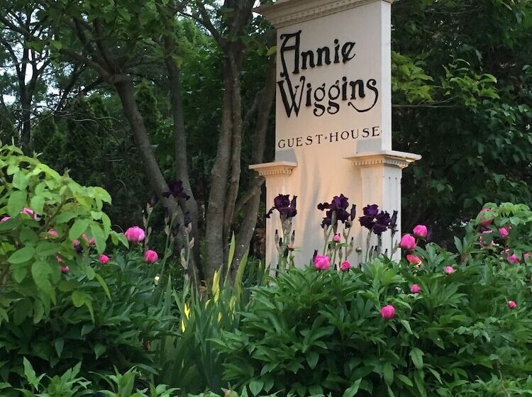 تختخواب و صبحانه Annie Wiggins Guest House