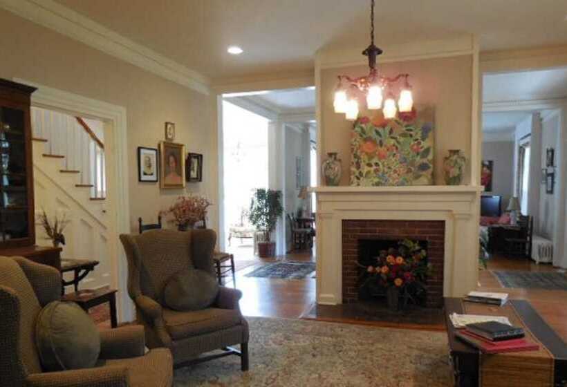 住宿加早餐  The Boxley Place Inn