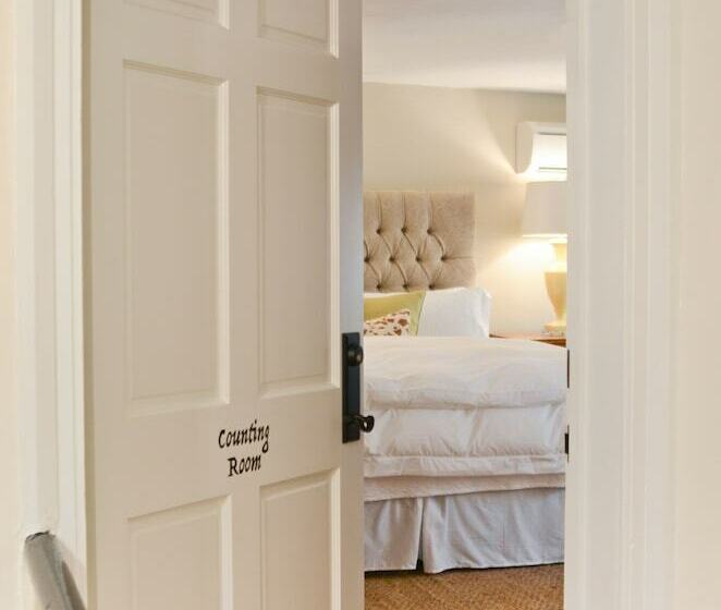 مبيت وإفطار The Rooms Up There