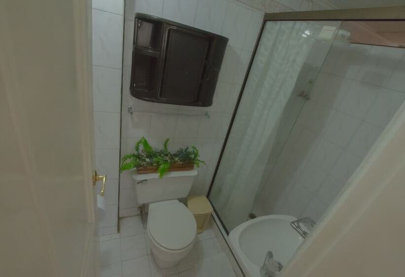 Hostal Casa Cristales