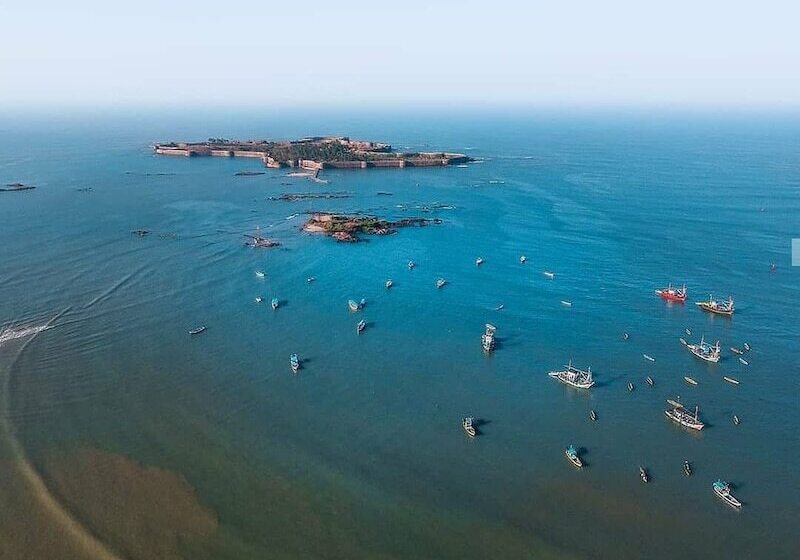 호텔 Konkan Crown Resort & Club Sawantwadi