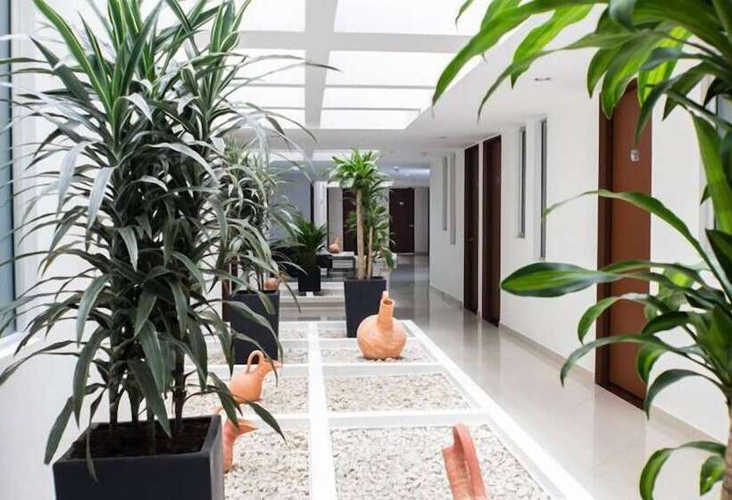 هتل Tarigua Ocana