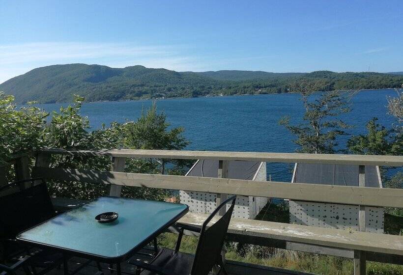 فندق على الطريق Knotty Pine Cottages