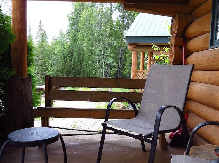 Cedar Haven Resort